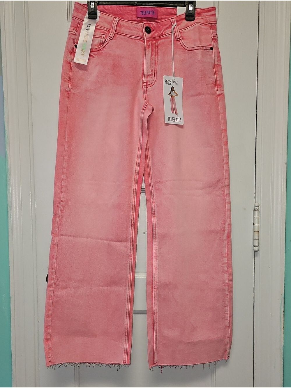 Telepatia Pink Wide-Leg Jeans with Frayed Hem